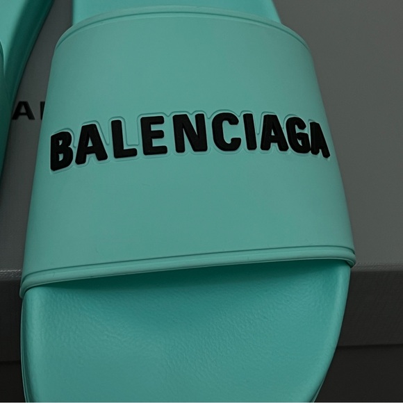 Balenciaga Rubber Pool Slides sz 41 - Picture 6 of 11